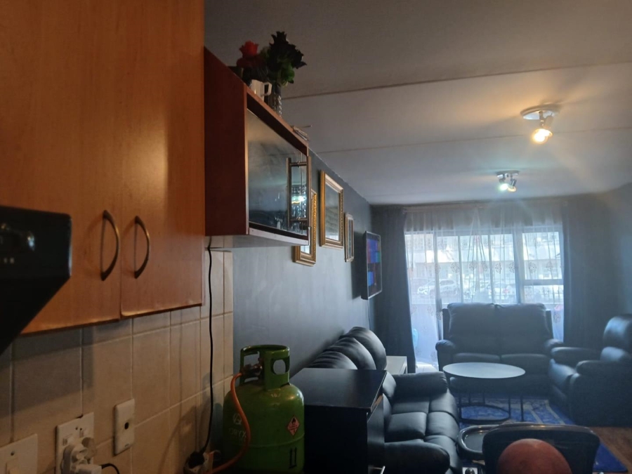 2 Bedroom Property for Sale in Bellville Park Western Cape